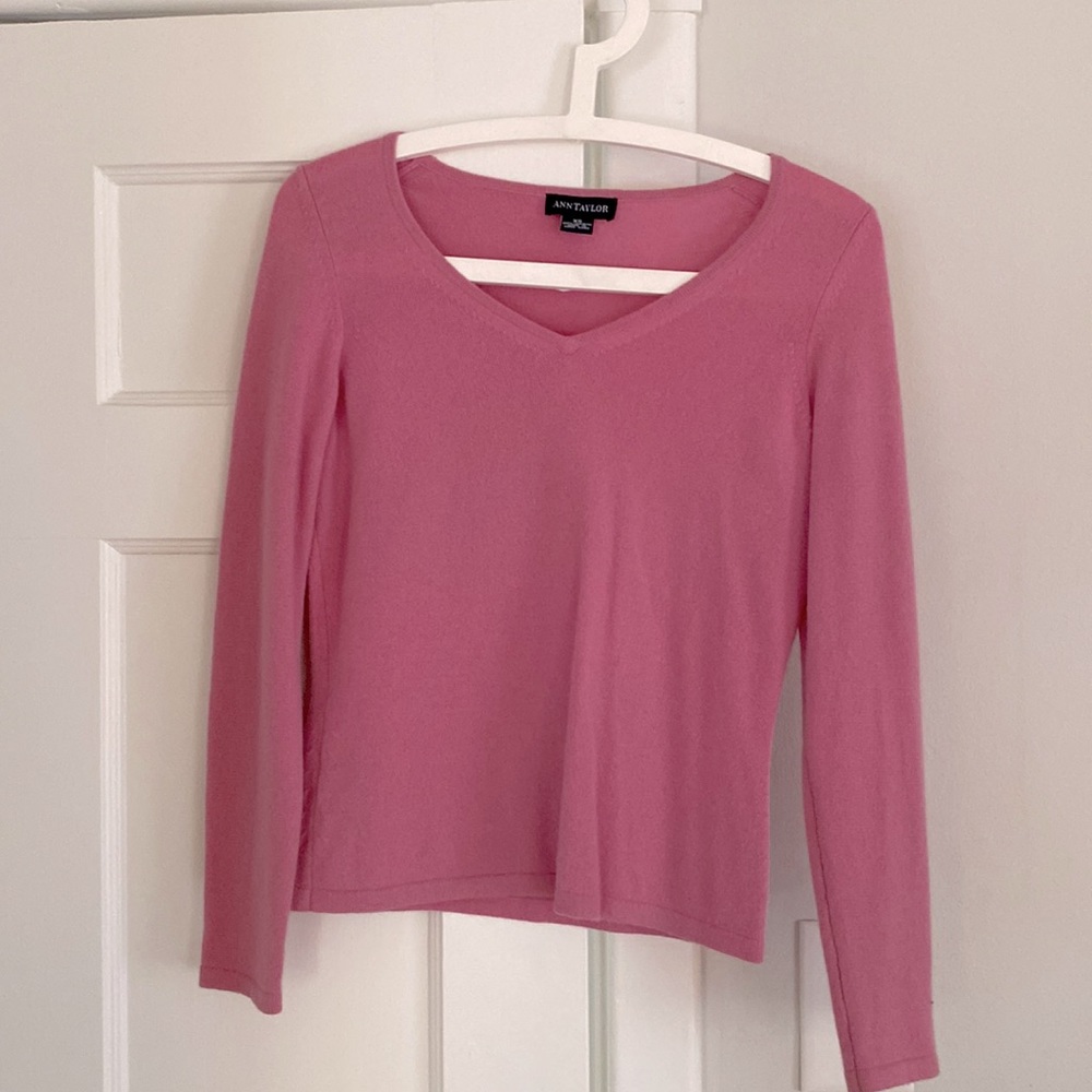 Rose Pink 100% Cashmere V Neck Sweater